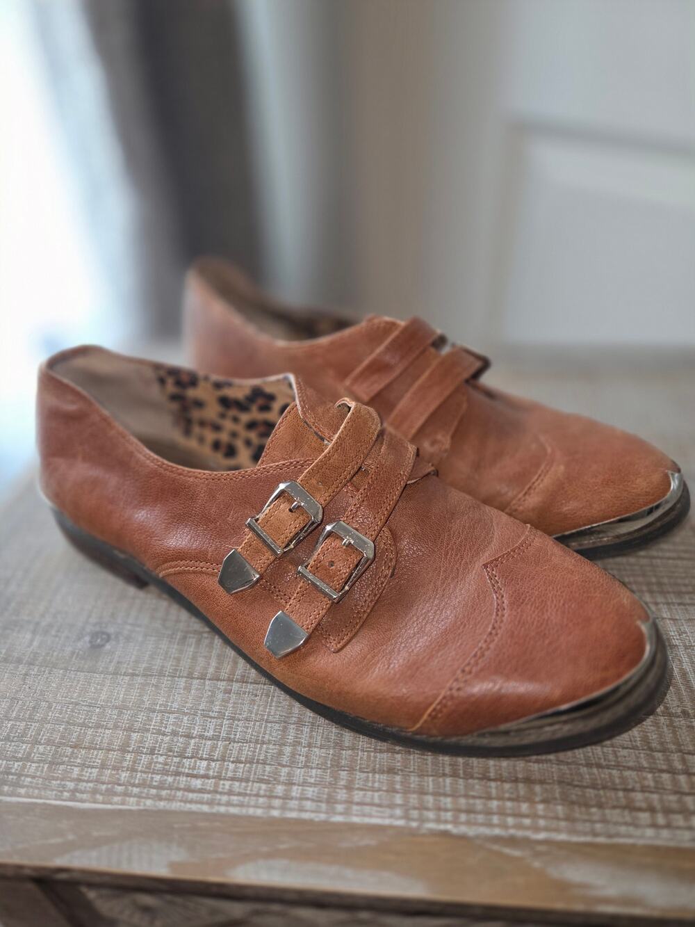 Gianni Bini Cognac Leather Buckle Detail Loafers Size Women's 9.5 M